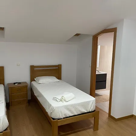 Maison d'hôtes Kualquer Koisa Tondela