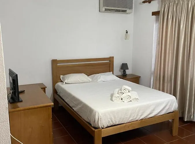 Kualquer Koisa 3* Tondela